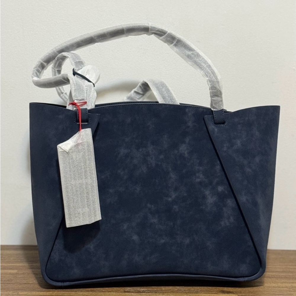 Tumi Dark Blue Women's Tote Bag